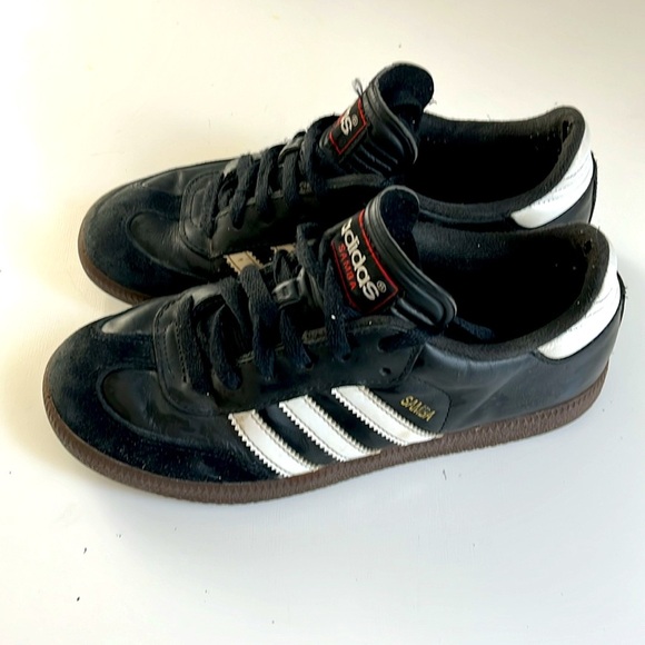 adidas Other - ADIDAS SAMABA Youth 4 Black White Indoor Soccer Atheltic Casual Sneaker